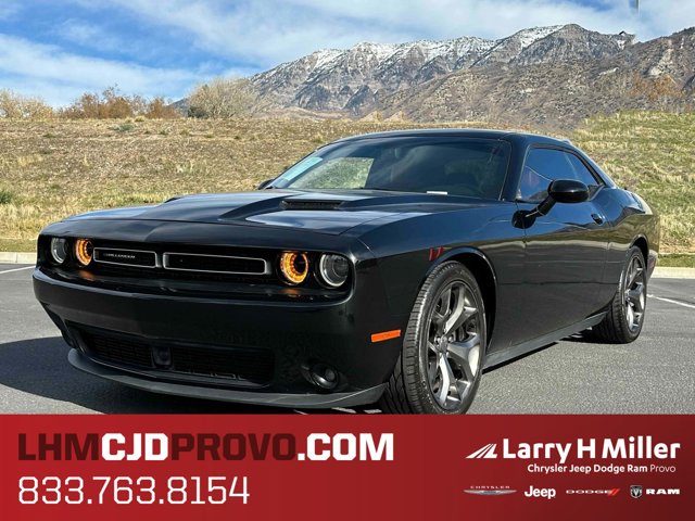 2015 Dodge Challenger SXT Plus